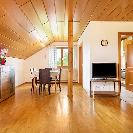 Drei-maedelhaus Ambs 3