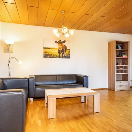 Drei-maedelhaus Ambs 3 *